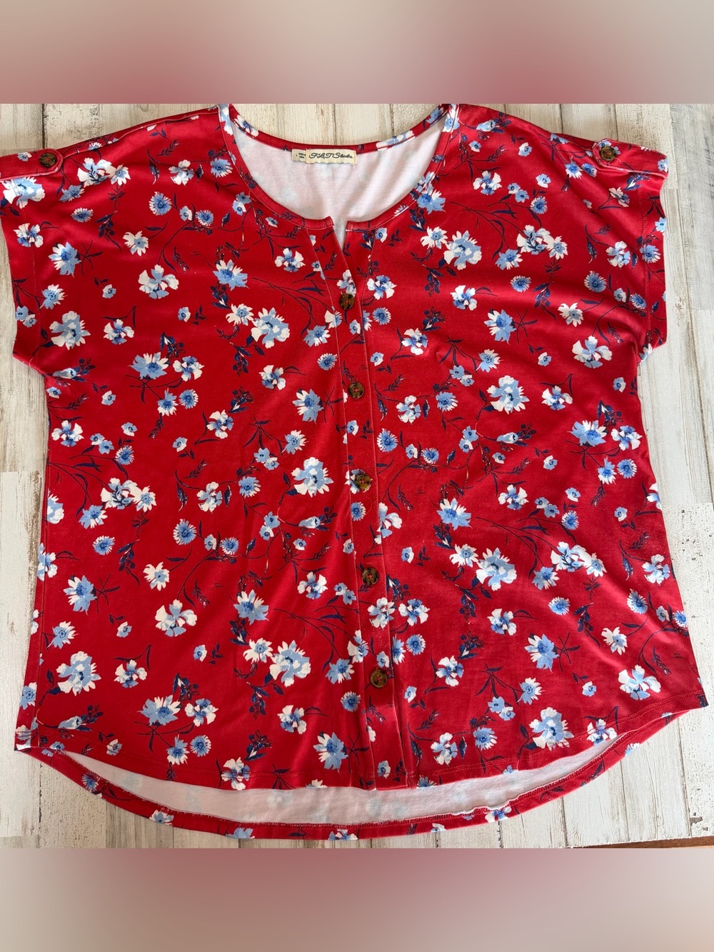 F&F Studio Red Floral Button Front Blouse Women’s Large